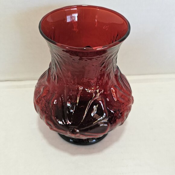 Anchor Hocking Rainflower Ruby Vase 5.5" floral red glass raised relief cosmos - Picture 9 of 12